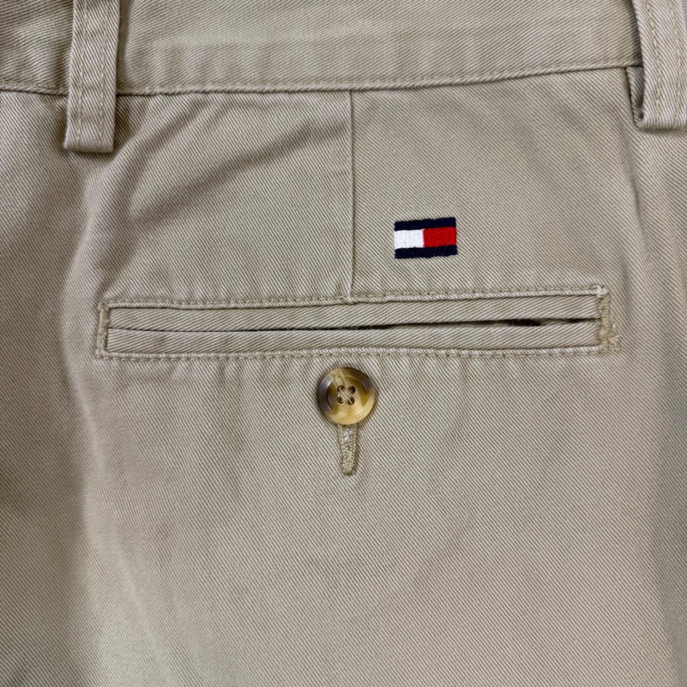 Vintage Tommy Hilfiger Pleated Chino Shorts Men's Size 36 Tan Cotton‎ Twill - Picture 5 of 7